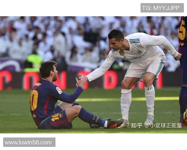 退役足球巨星高燃瞬间盘点再现绿茵场上的热血与荣耀